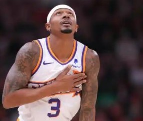 官方平台-转机！比尔愿放弃交易否决权 或联手字母哥利拉德