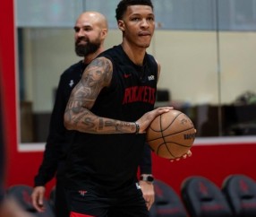 火箭队出场阵容巨变！10人轮换洗牌，双向后卫砍9+7+4，2阵挑大梁