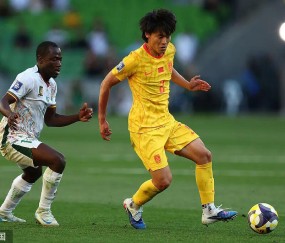 被泰国反超！国足FIFA即时排名遭泰国反超：亚洲15 或以三档抽签